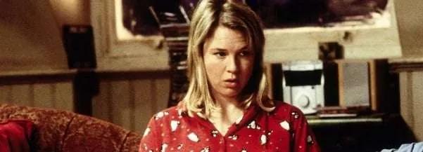 Bridget Jones's Diary still of Bridget in her pyjamas